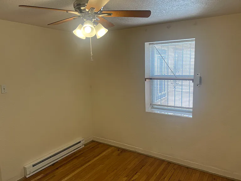 403 Columbia Dr SE — Photo 25