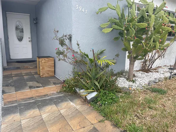 3947 NW 207th Street Road #3947, Miami Gardens, FL 33055