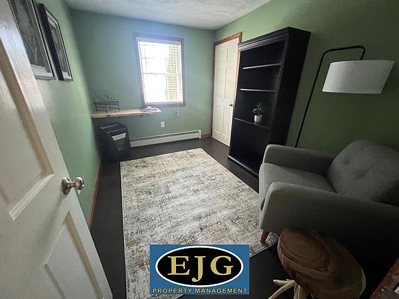 4th image of 1428 Mammoth Rd