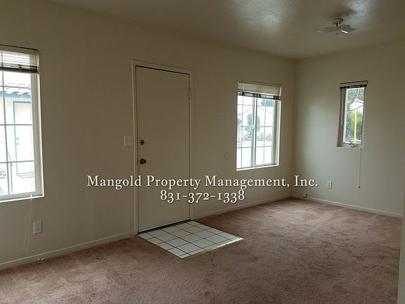 3rd image of 205-211 Lang St #205