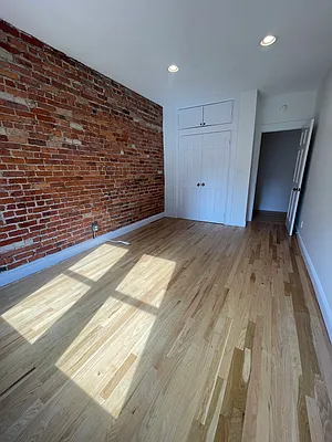 Rented by PMG Real Estate  | media 18