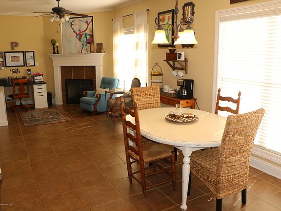 5th image of 2895 Summer Oaks Pl
