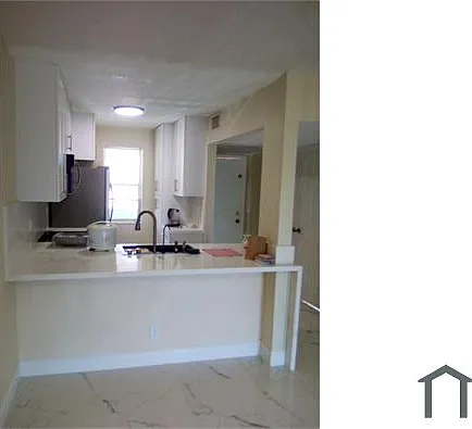 9911 Three Lakes Cir — Photo 10