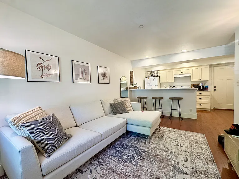 1707 Taylor Ave N #1707DP — Photo 4