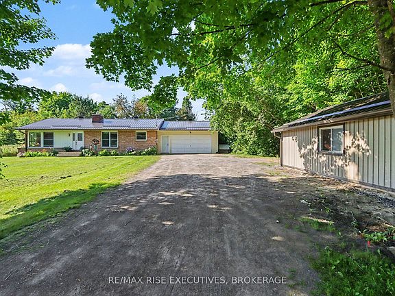 3rd image of 715 Hanna Rd