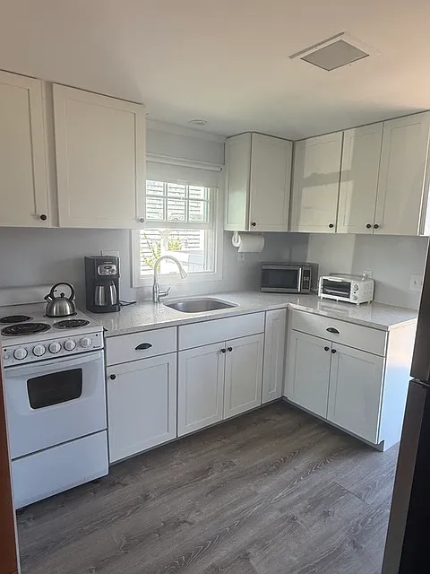 2 bed, 520 sqft, $3,000 — Photo 3