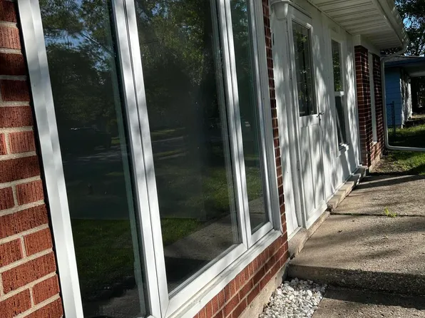 511 S Wayne St, Gary, IN 46403