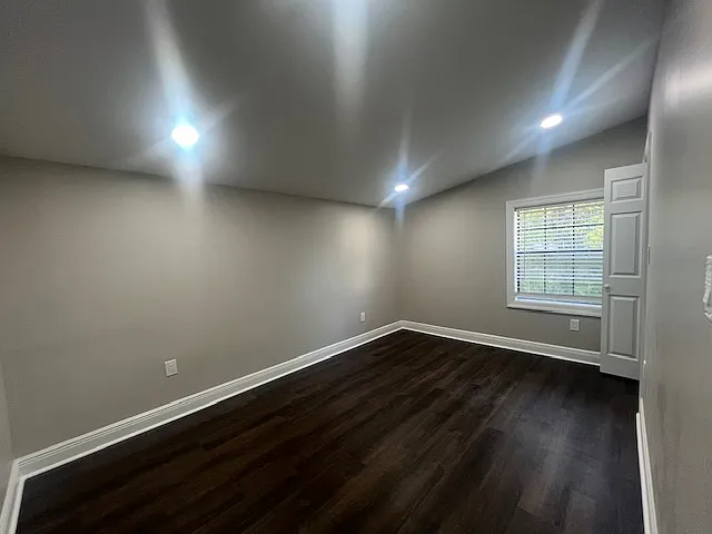 3 bed, 1429 sqft, $2,250 — Photo 2