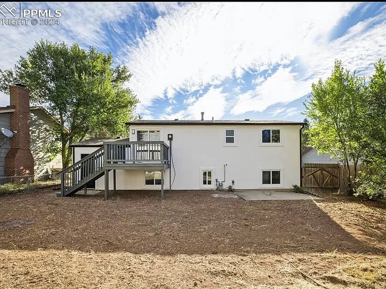 1188 Commanchero Dr — Photo 20
