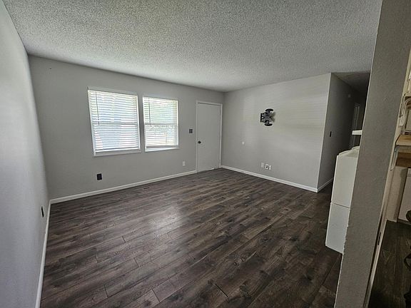 5th image of 406 N Ranson Rd