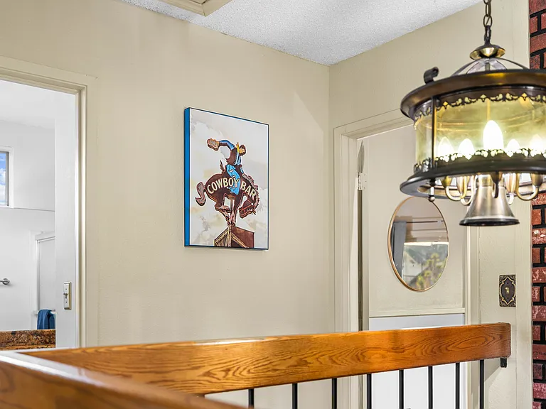 8916 Capricorn Way — Photo 13