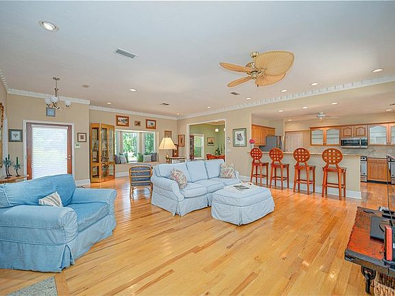 3rd image of 5139 Willow Leaf Dr