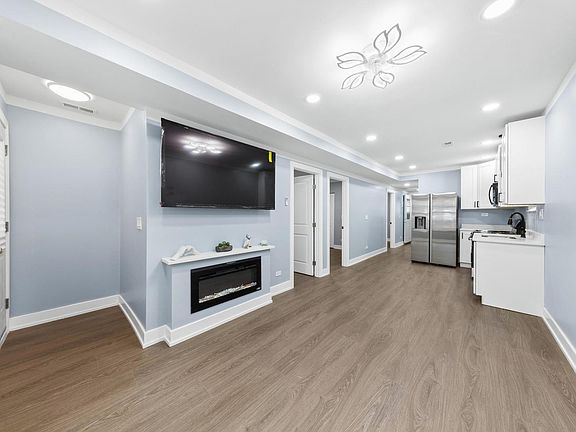 3rd image of 2233 S Spaulding Ave