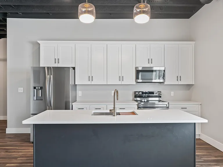 125 E Prince St #203 — Photo 6