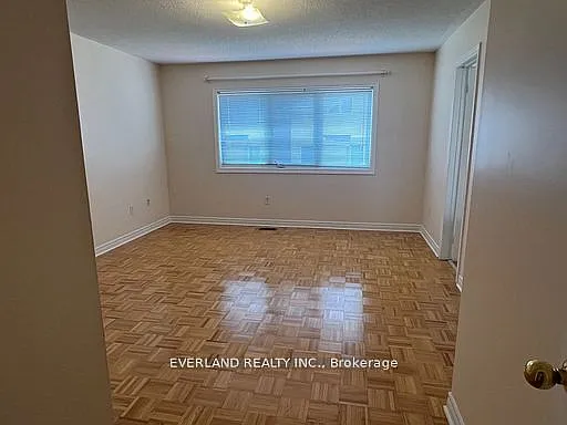 16 Harry Swingler Dr — Photo 11