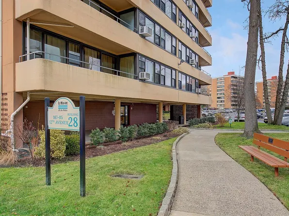 167-05 12th Ave APT 3D, Beechhurst, NY 11357