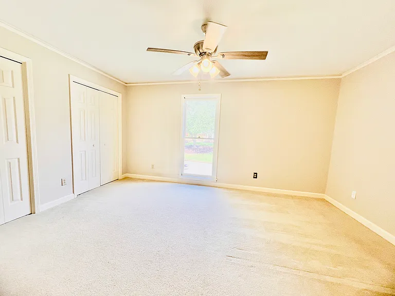 205 Kinderhill Ct — Photo 31