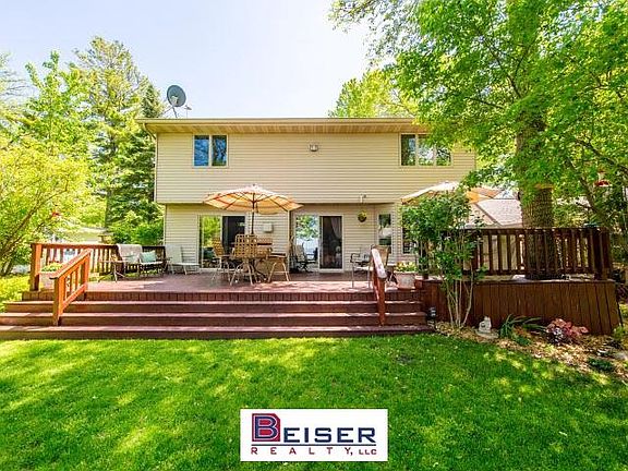 2nd image of 8126 Mildred Ln