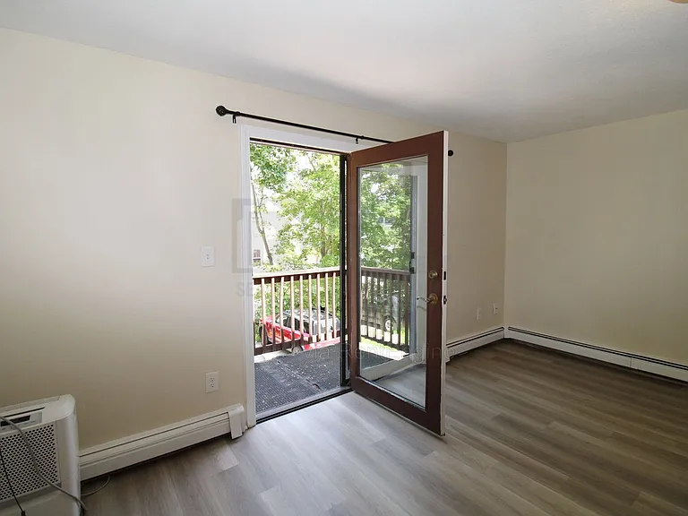 11 Hickey St #3 — Photo 3