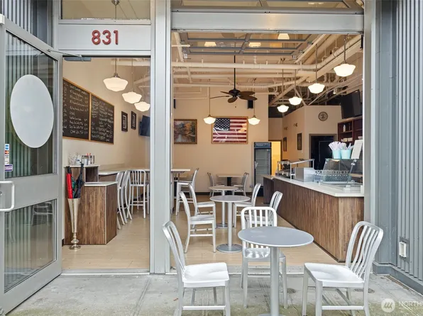 831 Hiawatha Place S, Seattle, WA 98144