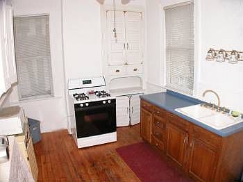 2nd image of 347 N Maple Ave