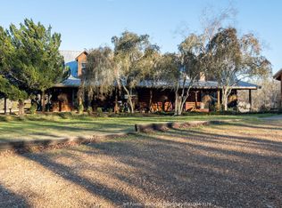 1883 Carsley Rd, Jackson, MS 39209