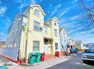 39 Groves Ave APT 2A, Lowell, MA 01852