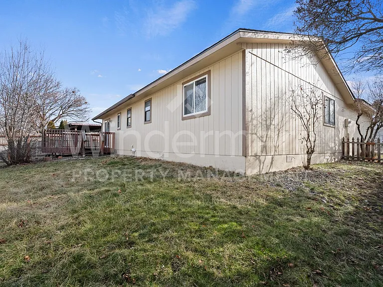 23119 E Sinto Ave — Photo 23