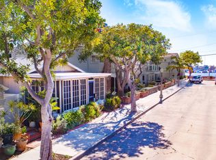 114 Garnet Ave, Newport Beach, CA 92662