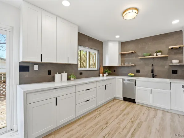 56352 Sunset Avenue, Strasburg, CO 80136