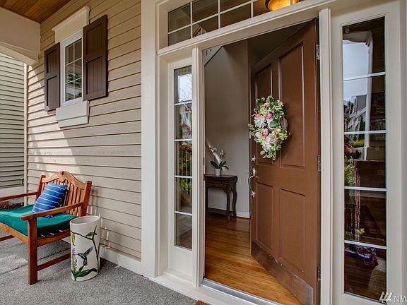 5th image of 1461 26th Ave NE