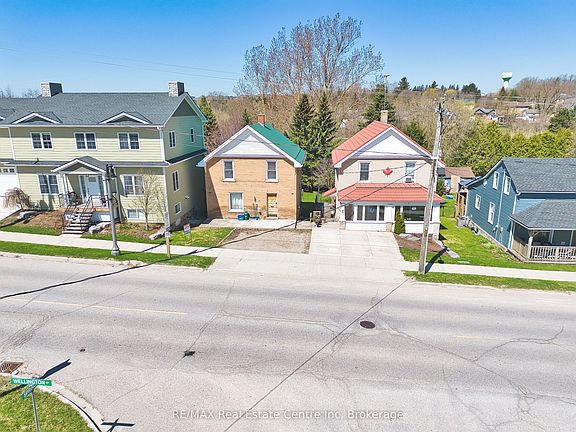 4th image of 34 Wellington St S
