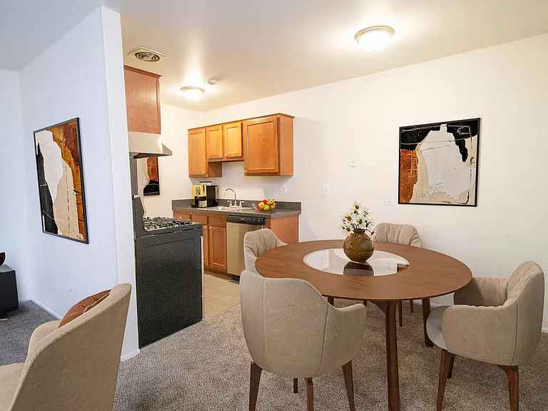 Meadowood Townhomes — Photo 14