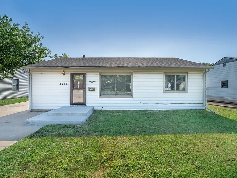 3118 S McLean Blvd — Photo 23