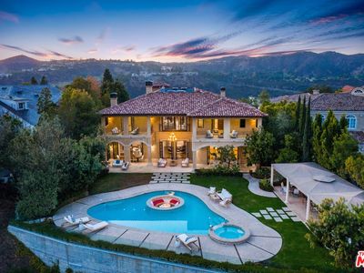 2140 W Stratford Cir, Los Angeles, CA, 90077