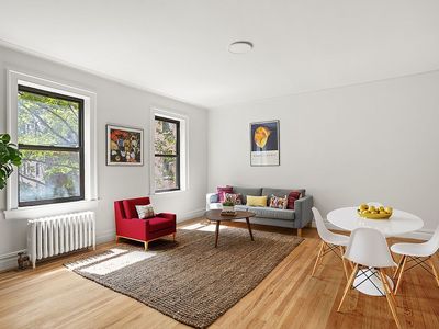 8310 35th Ave APT 3F, Flushing, NY, 11372