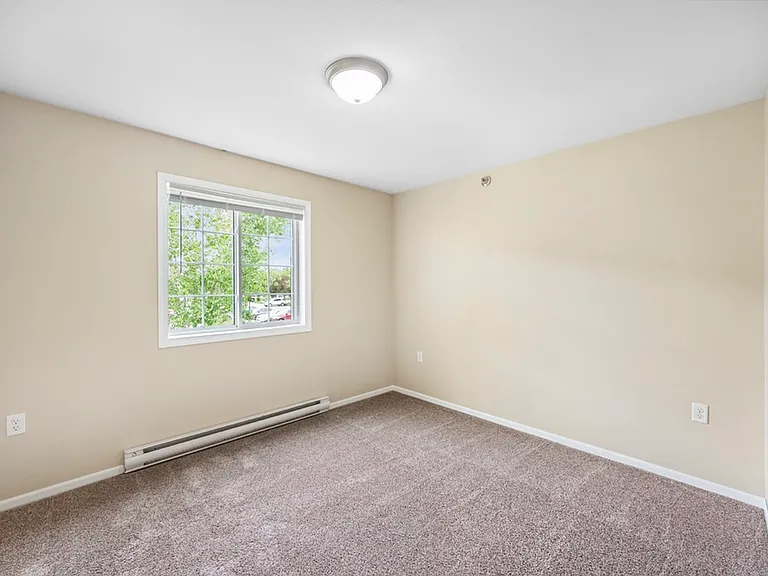 6. OXford Apartment 3bd - Bed1 Large 6. OXford Apartment 3bd - Bed1 Large