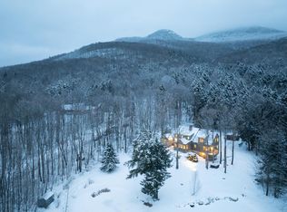 318 Upper Hollow Hill Road, Stowe, VT 05672