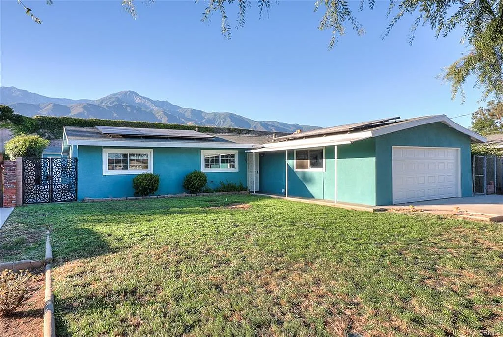 4 bed, 1900 sqft, $3,800 — Photo 2