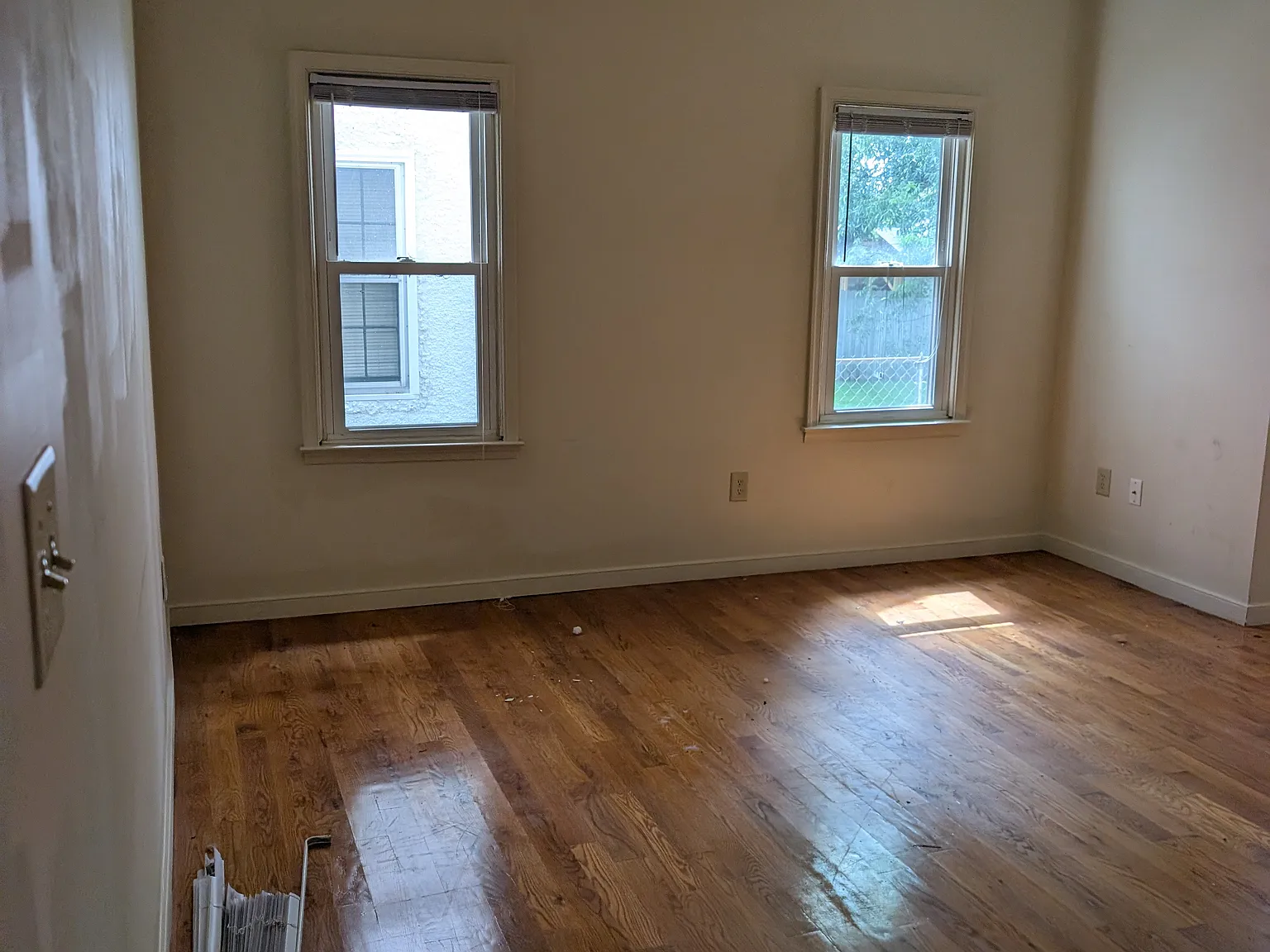 3 bed, 1300 sqft, $1,900 — Photo 3