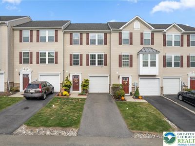 6 Gold Rose Ln, Easton, PA, 18045