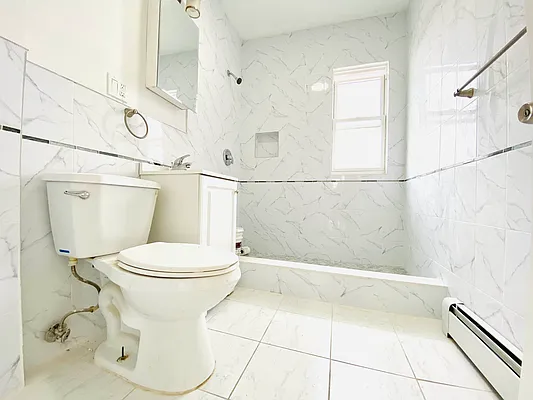 Rented by Blue Egg Realty Corp | media 15