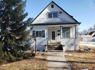 1521 Avenue B, Gothenburg, NE 69138