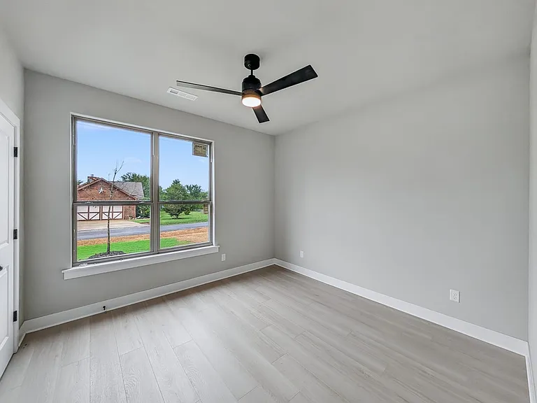 10 Olmsted Cir — Photo 23