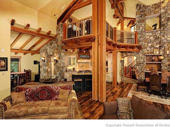 4th image of 80 N Woods Ln