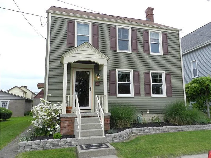 322 Cherry St photo 1