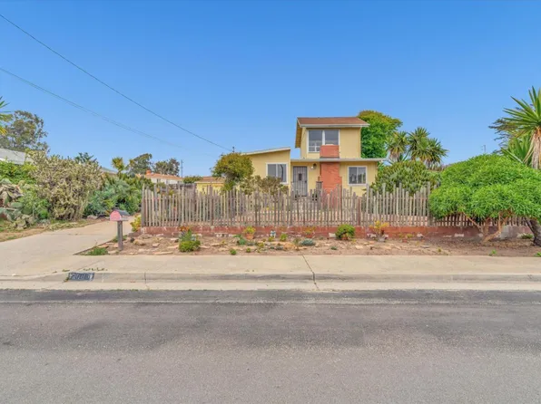 2086 Waring St, Seaside, CA 93955