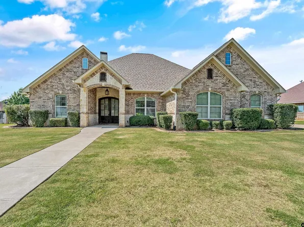 206 Sunnys Halo Blvd, Bullard, TX 75757