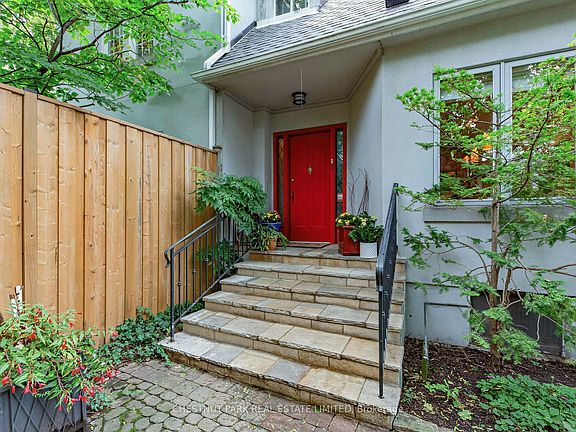 3rd image of 28 Clifton Rd