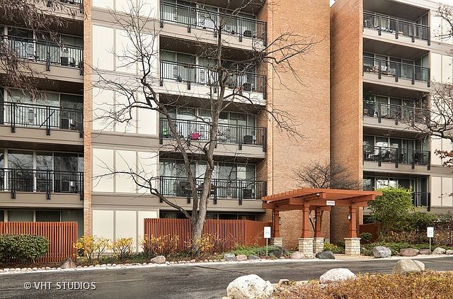 1st image of 5950 Oakwood Dr APT 4H